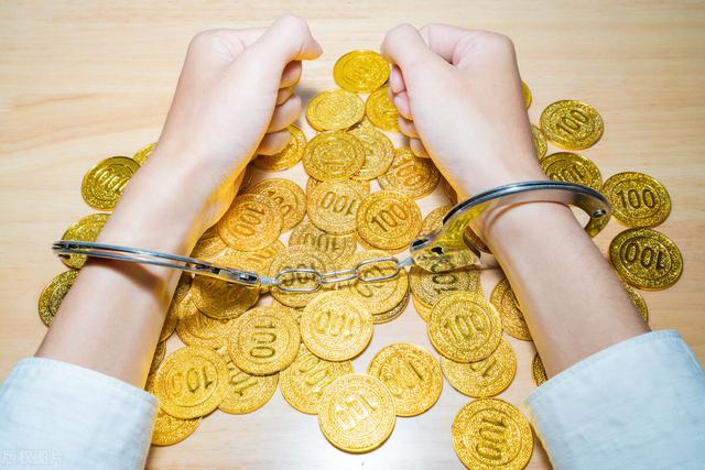 陕西“大色虎”落马：霸占11位下属娇妻，搞豆腐渣工程，判12年