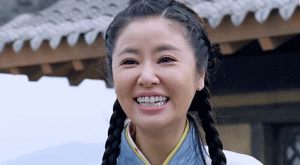 三十出头的蒋欣曾演15岁少女，和赵薇同岁的她却沦为妈妈专业户