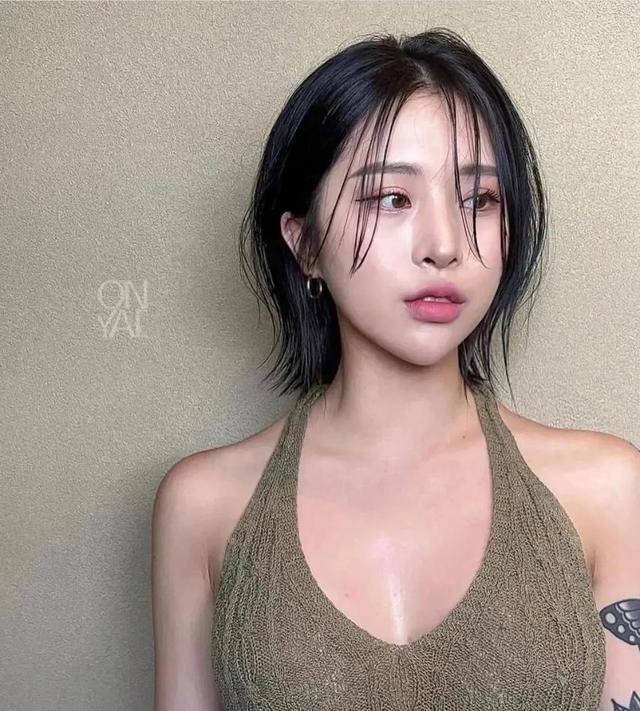 2022年剪短发不翻车的四款短发图册，适合任何脸型