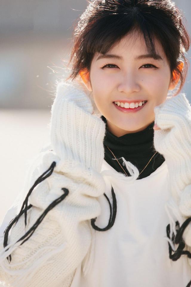 脸上这4处有“窝”的女人，天生就是“美人胚子”，看看你有没有