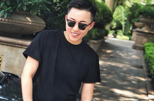 叶海洋不嫁男人直接要小孩,买精生两姑娘,都是四国混血