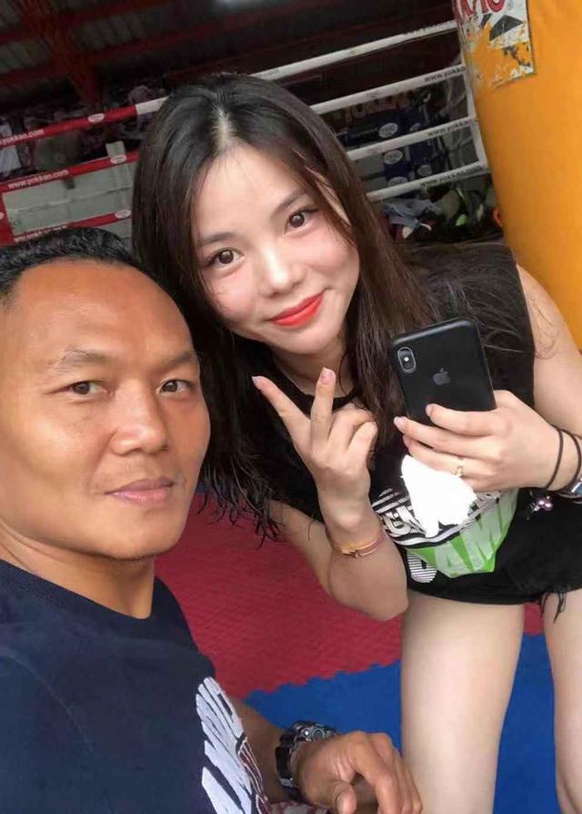 自古美女爱英雄！