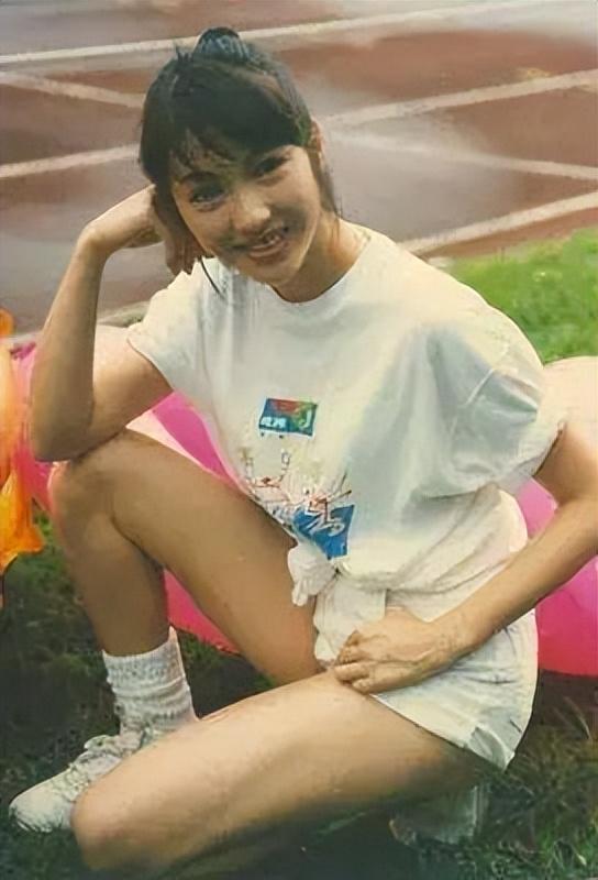 那些惊艳了时光的10位香港女神,各有各的美都是纯天然