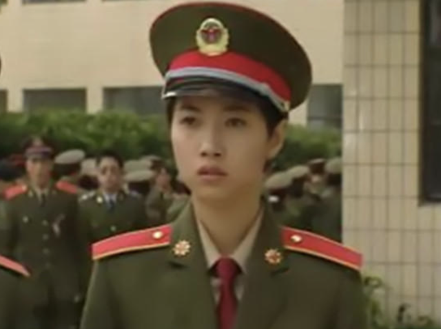 “捧不红”的10位女星，虽然观众扼腕叹息，但火不起来，也是幸运