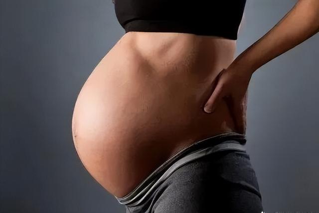 与动物相比，为什么人类女性生孩子如此困难？