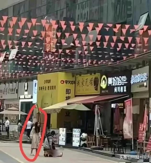 漳州男子当街被捅，同行女子毫发无损，一个女人毁了两个男人