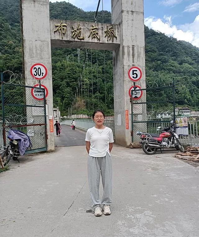 【关注】还记得怒江那个溜索女孩吗？她毕业了……