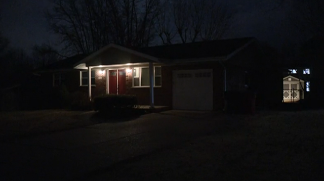 美国疫情悲剧:11岁小女孩返家 发现父母隔离时去世