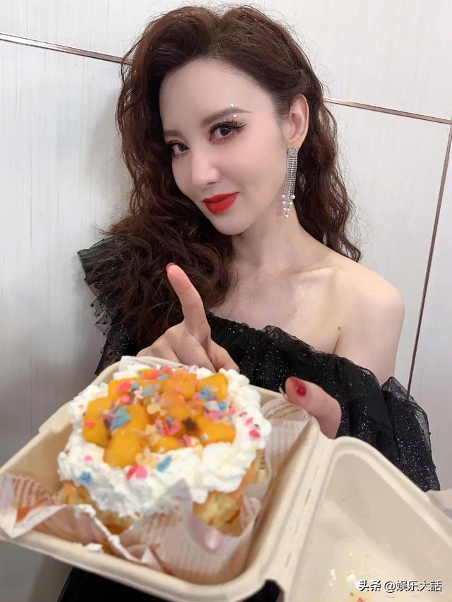 这位姐姐，真是既有公主的颜，又有阔太的命