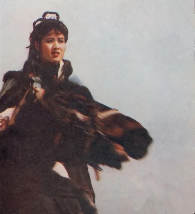 16位女明星骑马大PK！小枫唯美、刘涛好酷、左大玢最让人意外