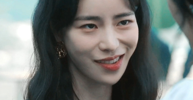 妍珍呐！没想到这两部大尺度电影都是你演的？看的让人脸红心跳！