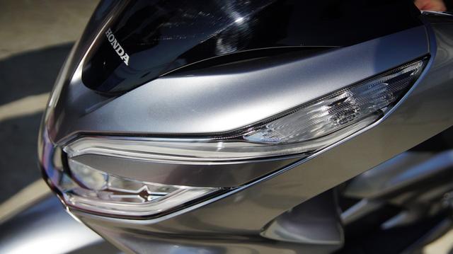 本田最新发布的PCX值不值2.699万元？咱们细节见真章