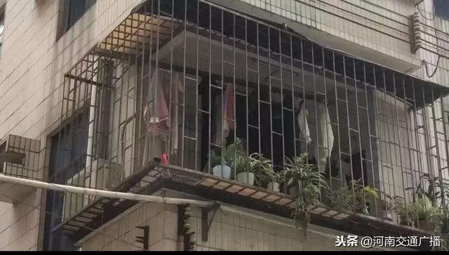 禽兽父母！深圳小女孩遭家暴视频疯传，警方介入！监控来源是……