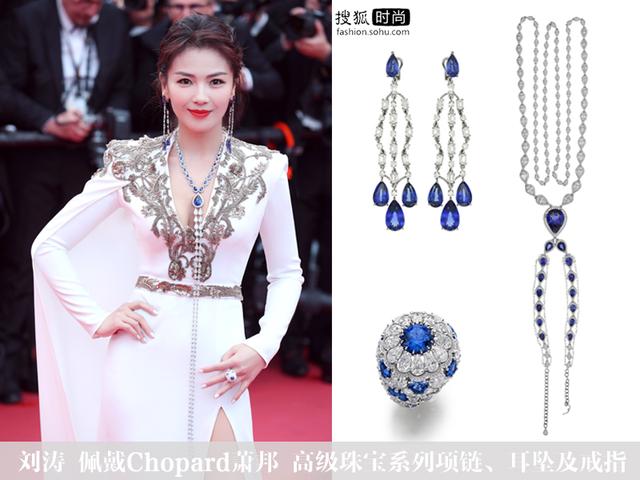 关晓彤薄荷绿礼服裙获赞，胡歌红毯上的“眨眼杀”好迷人！