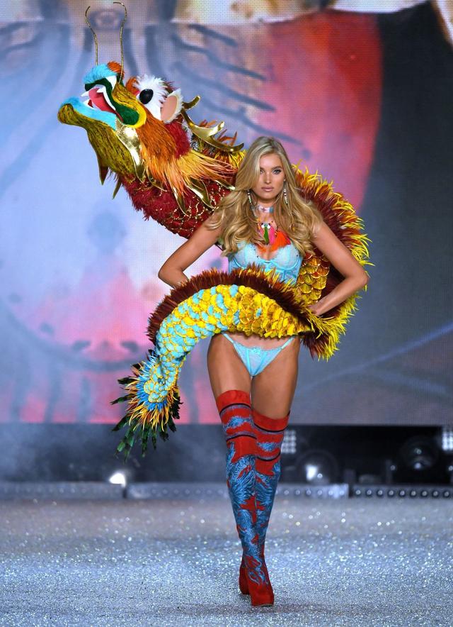 瑞典超模Elsa Hosk维密走秀精彩盘点,运动员成功转战模特圈