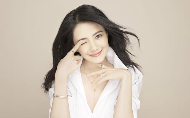 人前很清纯，人后却疯狂？这10位情史混乱的女星，才是“老司机”