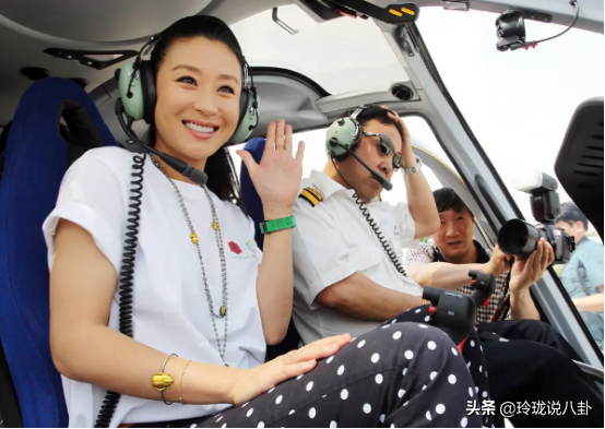 靳东当选煤矿文工团副团长，盘点团内6个演员，个个都是实力派