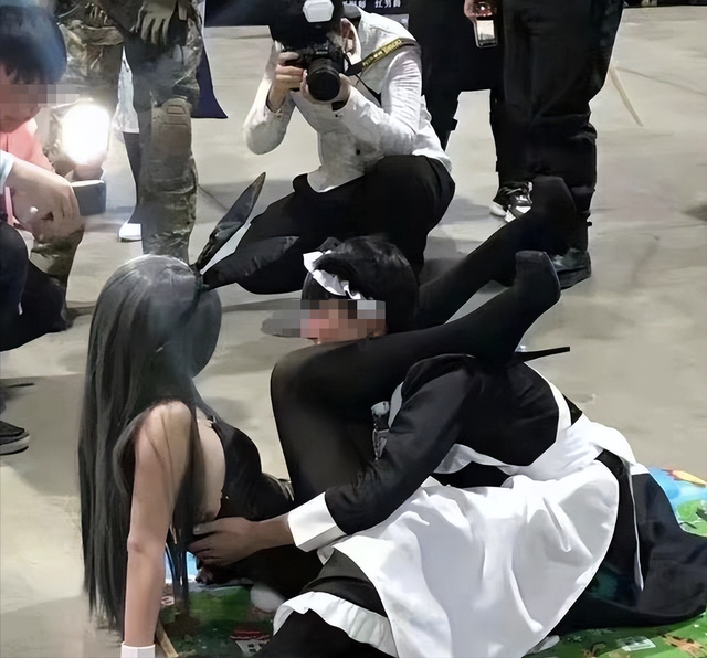 漫展上令人不堪的“真空事件”：女孩们，你的底线在哪？