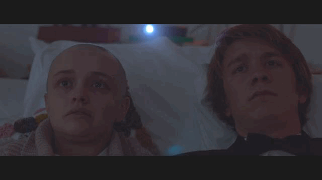 豆瓣年度冷门佳片,绝症女孩打开了极致“低情商”男孩的人生