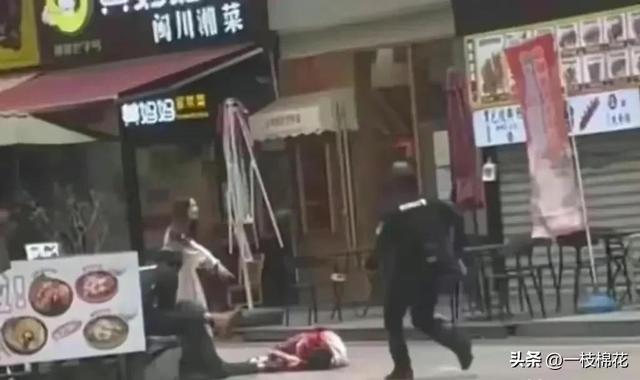 漳州男子当街被捅，同行女子毫发无损，一个女人毁了两个男人