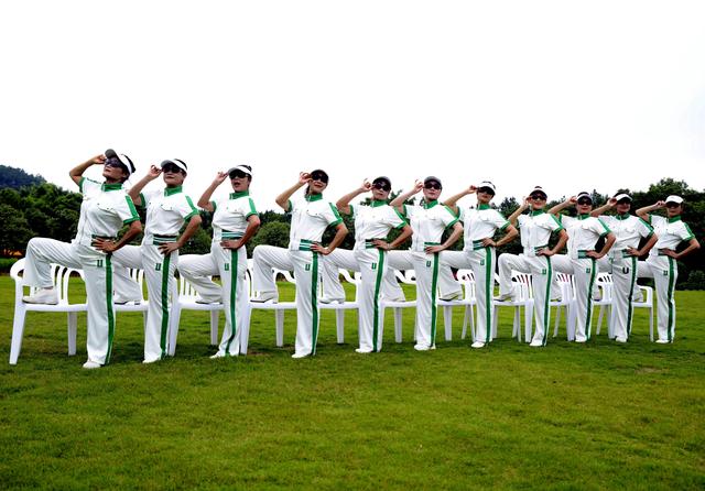 美女们的飒爽英姿运动装