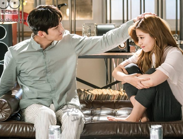 除了接吻，只要对女生做这6个小动作，脑袋瞬间甜蜜到无法思考