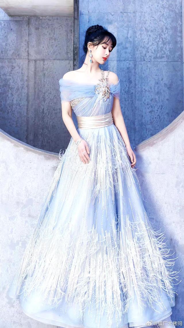 中国十大90后娱乐圈女顶流，十大美女排行榜