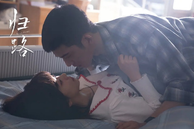 靠干爹上位,靠倒贴成名,《春日暖阳》中女星被潜规则有多真实?