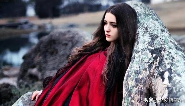 神秘的巴西模特德博拉·席尔瓦,天使面孔魔鬼身材,美得让人窒息