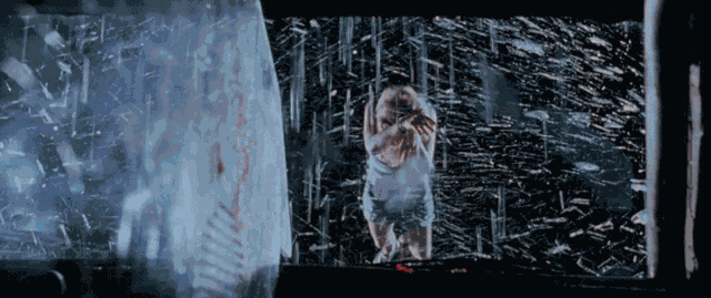 昆汀、猛女、B级片，这片看完就一个字「爽」