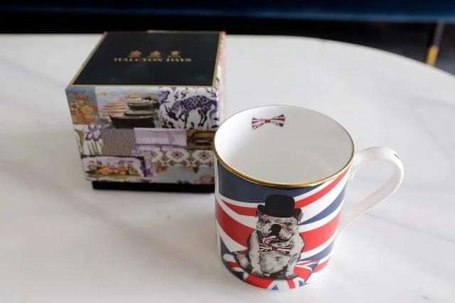 凯特、戴妃同款手镯，英国王室都爱的瓷器，情人节送礼大气有格调