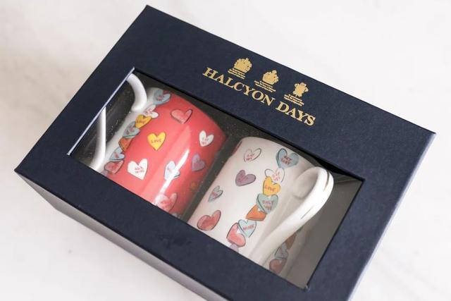 凯特、戴妃同款手镯，英国王室都爱的瓷器，情人节送礼大气有格调