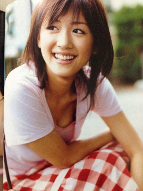 日本最美女星排行，佐佐木希那么漂亮才第九，第一拥有完美长相