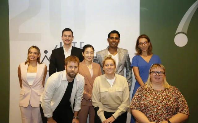 刘诗雯最新消息！一个人拖行李箱现身国内机场，球迷莫名心疼小枣