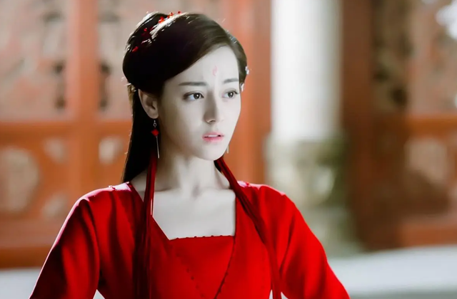 完美女神是假的，胯宽腿粗，溜肩没腰，生图揭露人间真实