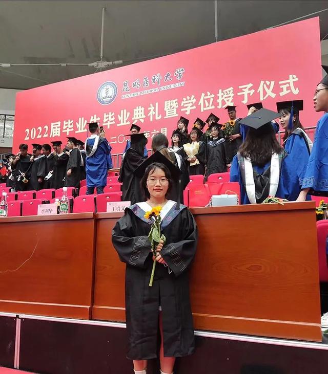 【关注】还记得怒江那个溜索女孩吗？她毕业了……