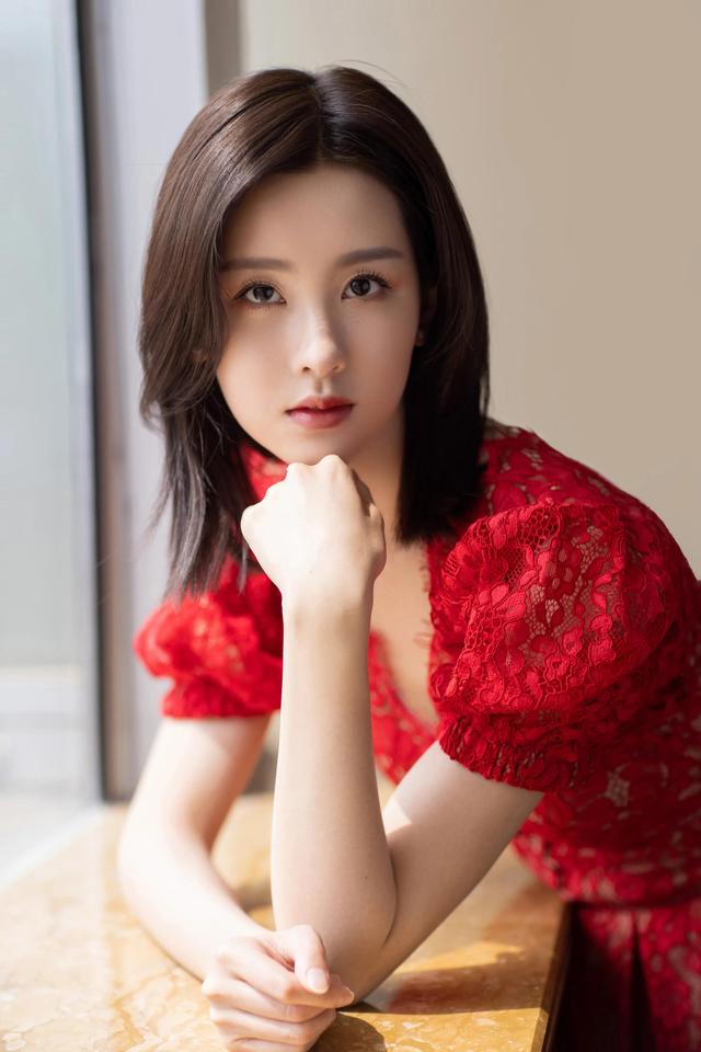 五位女星养眼美图欣赏,个个美若天仙,你最喜欢谁呢?