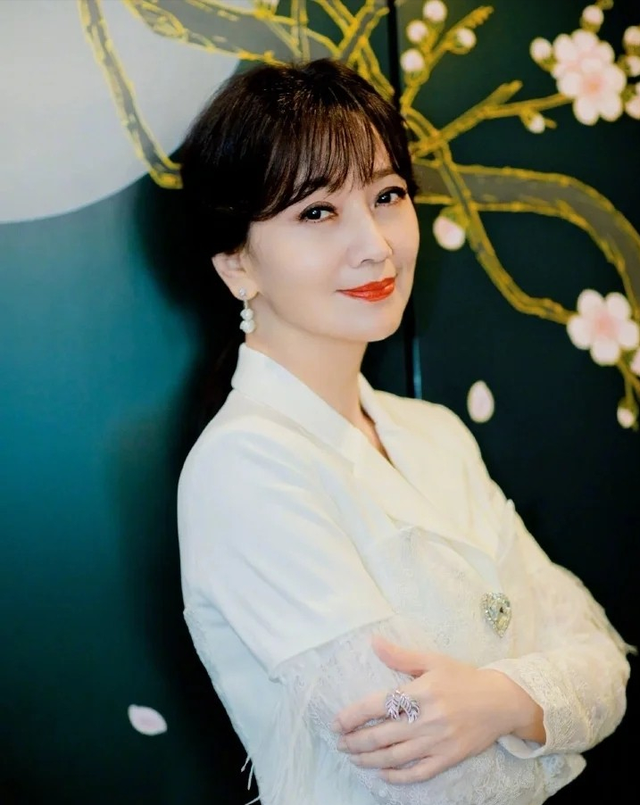 一个女人最好的状态：莫过于拥有这4种气质，很美，很吸引人