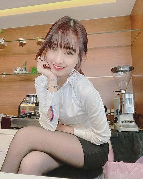 乐天女孩练习生：亚洲小姐亚军嘎琳