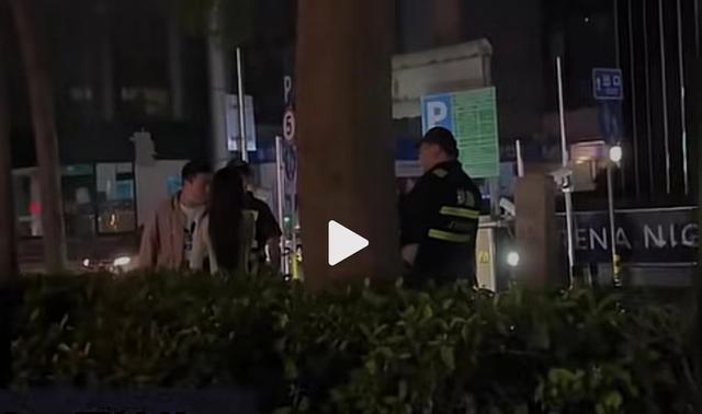 女子刚订婚2天就与他人半夜激情,未婚夫当场抓奸视频被曝光!