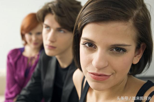 偏分头两边怎么剪头发 快速打造时尚造型