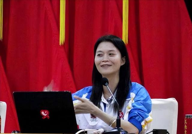 那个拒绝华为百万年薪，38岁成为舰长的广西女博士，你还记得她吗