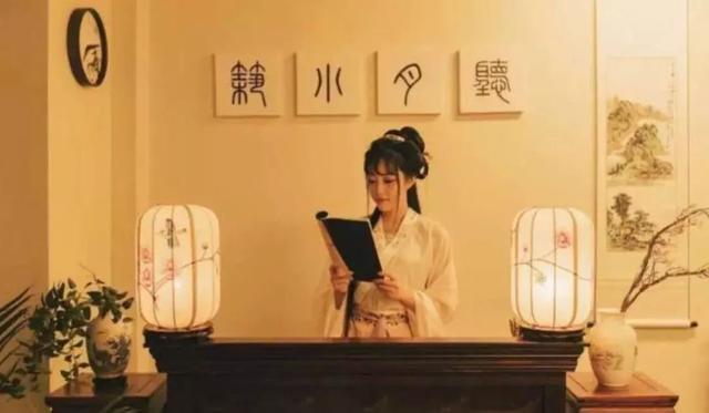 90后中国姑娘，在澳洲街头搞“事情”，竟然美哭外媒、惊动CCTV