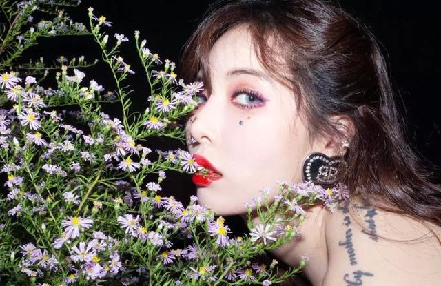 金泫雅｜因为谈恋爱被炒鱿鱼的南韩第一带货女王回来了