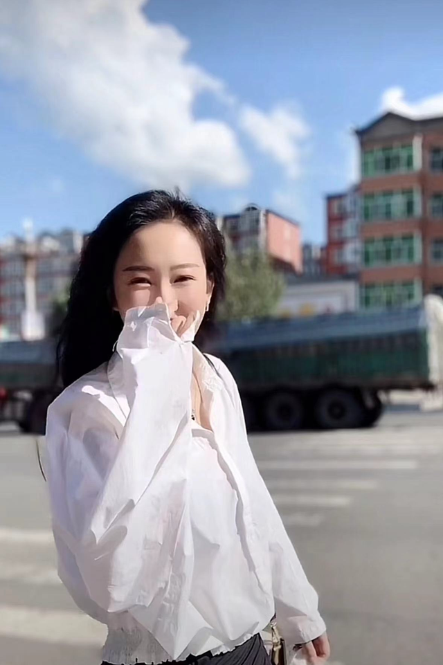 90后美女，为活命切除全身大量器官，开直播却遭网友质疑