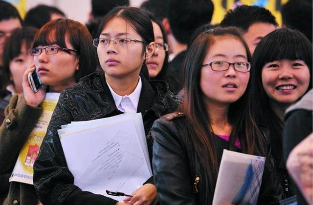 适合理工科女生报考的专业，好就业收入也不差，家有女儿可以收藏