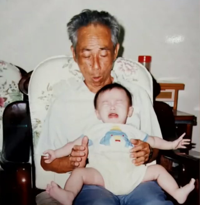 台湾美女替爷爷回大陆寻根，谁料找到老家时，发现爷爷已成独苗