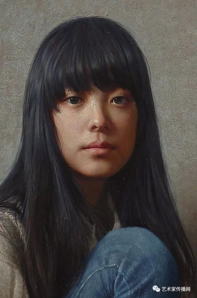 李晓刚用坦培拉油画混合画法画出的人体画，真是惊艳