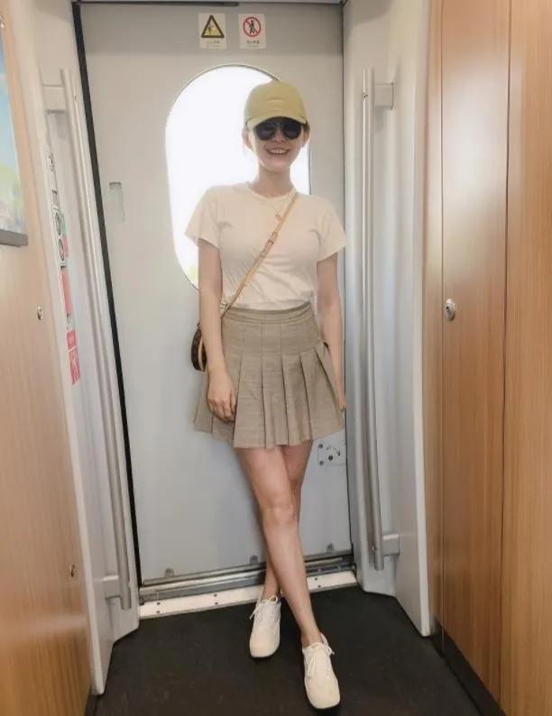 北京盛产美人,9位帝都女星,个个肤白貌美气质佳,各有各的韵味