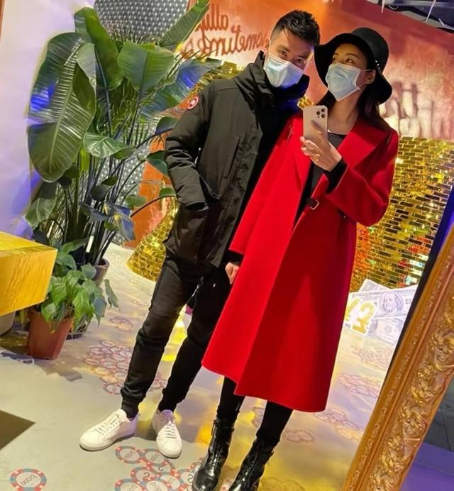 恭喜!台湾知名女星与上海富商注册结婚,因不雅照事件事业尽毁